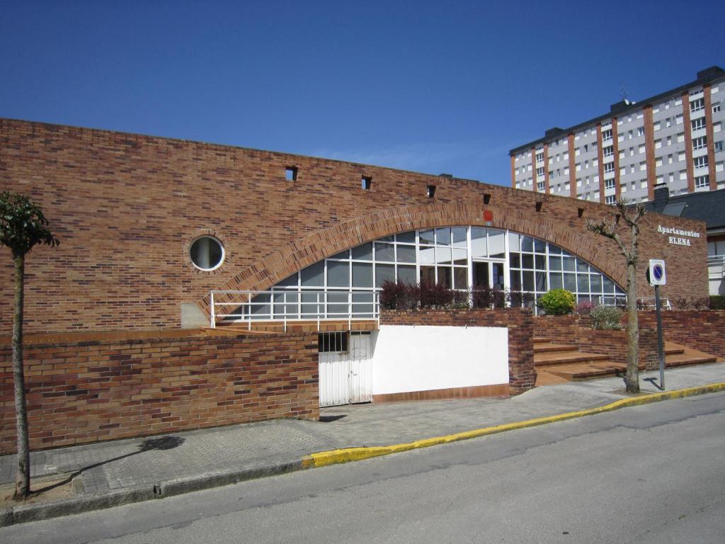 Apartamentos Elena Laredo Exterior photo